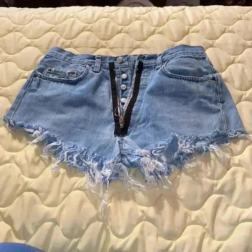 Country Thunder Rodeo Festival Vintage Zipper Button Up Fly Levi’s Medium